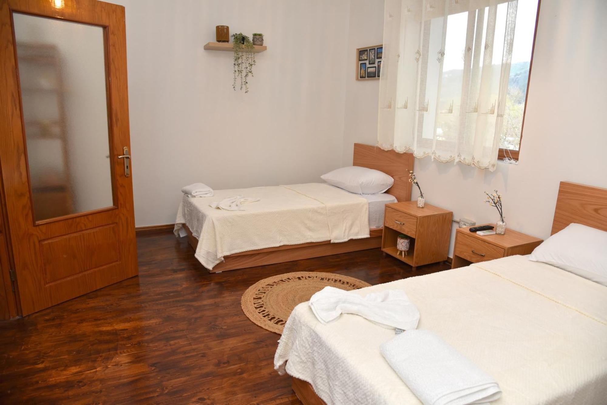 Ferienwohnung Woodland Berat Exterior foto