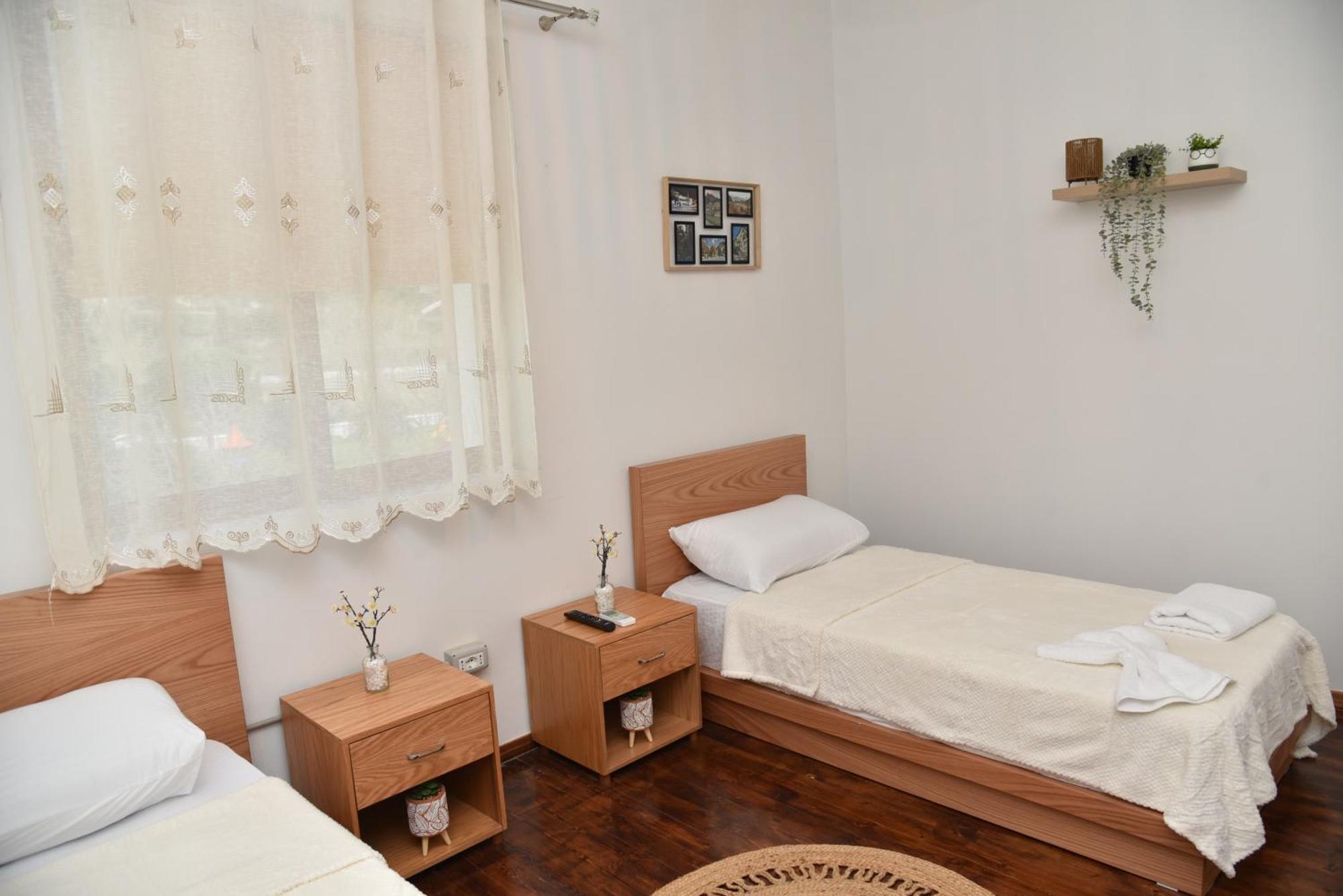 Ferienwohnung Woodland Berat Exterior foto