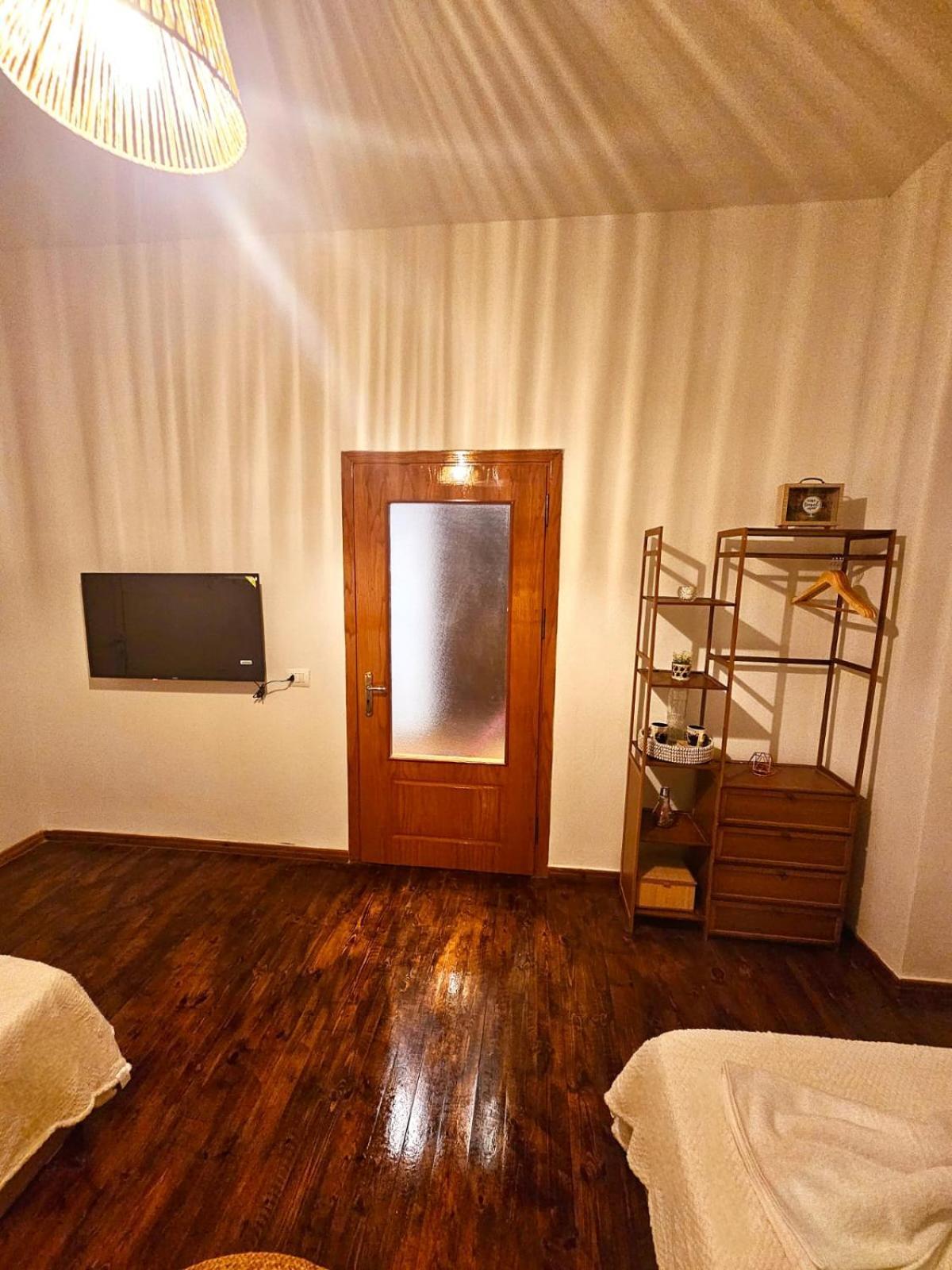 Ferienwohnung Woodland Berat Zimmer foto